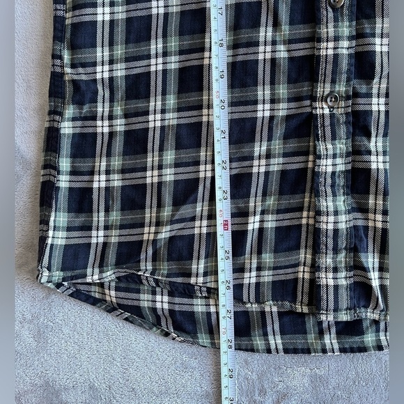 💜3/$15 Uniqlo men’s long sleeves button down shirts S - Picture 6 of 9